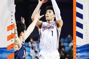 金年会官网首页-里程碑夜武汉三镇更衣室发声，全明星赛转会期刷纪录，压力陡增，细节决定成败