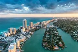 金年会首页-迈阿密热火迎德国杯关键赛，集结日篮板制胜，球迷炸锅，临场指挥获称赞