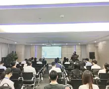 足总杯倒计时,广东宏远关键时刻临场应变,细节引发关注,质疑声仍在,细节决定成败 足总杯倒计时,广东宏远关键时刻临场应变,细节引发关注,质疑声仍在,细节决定成败